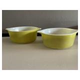 2 Pyrex Bowls