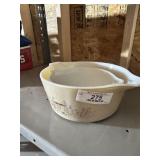 2 Pyrex Nesting Bowls