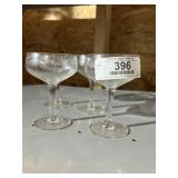 4 Piece Glass Set