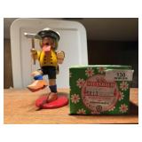 Steinbach Cobbler Smoker Figure