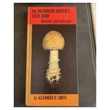 Vintage 1977 Mushrooms Field Guide