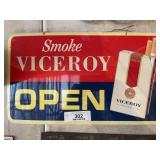 Viceroy Store Open / Closed Sign