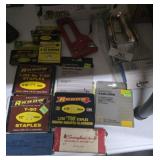 Staple Guns & Staples