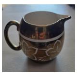 Sadler Gold & White Creamer