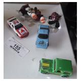 Lot of Hot Wheels & Raisins