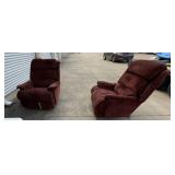 Pair of Matching La-Z Boy Recliners