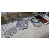 Vintage Trays & Cookware