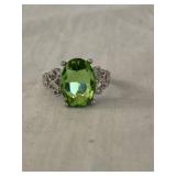 Beautiful Estate Green Stone Cocktail Ring