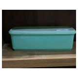 Tupperware Bread Box & Lid