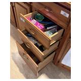 3 Drawers of Knives & Kitchenwares