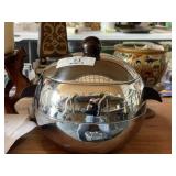 Westbend Penguin Serving Pan