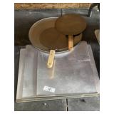Pizza Pans & Servers