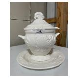 Large Ornate Soup Taurine & Platter