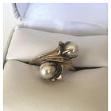 14k Gold Pearl Ring