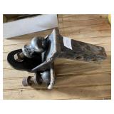 Trailer Hitch & 2 Balls