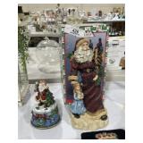 Holiday Musical & Figurine