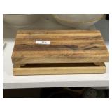 2 Cutting Boards
