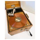 1920s Victor VV-50 Portable Phonograph
