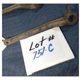 MEDIUM PRESS Orig Crank Cast #10 1/4 REP