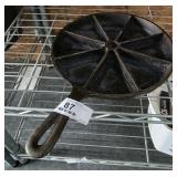 Cast Iron Cornbread Skillet