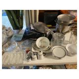 Lot of Miscellaneous Kitchenwares