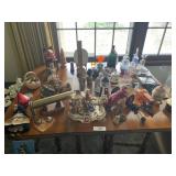 Large Lot of Vintage Collectibles