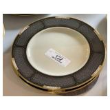 2 Lenox Platinum Plates