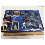 Star Wars Figurine Collection Set w/ Yoda