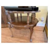 Round End / Lamp Table