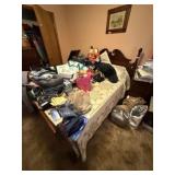 Pineapple Finial Full Size Bed