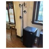 Igloo Under Counter Refrigerator & Lamp