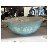 Vintage Pyrex Mixing Bowl