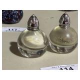 Vintage Salt / Pepper Shaker Set