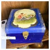 Victorian Collar Box