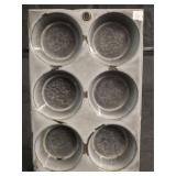 Grey Nickel-Steel-Ware 6 Muffin Pan