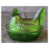 Rosso Westmoreland Emerald Green Hen on Nest