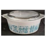 Vintage Pyrex Amish Butterprint Casserole w/Lid