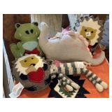 Lot of 5 Assorted Stuffed Animals