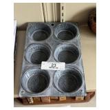 Grey Granite Muffin Pan