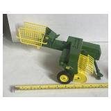 ERTL John Deere Toy Bailer