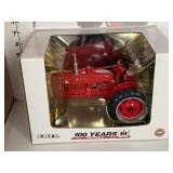 ERTL Farmall Super M-TA  Toy Tractor