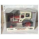 ERTL Internation Toy Tractor