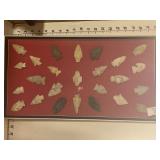 25 Indian Arrowhead Display