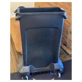 Rubbermaid Slim Jim Trash Can