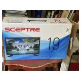 Insignia 19' LED TV