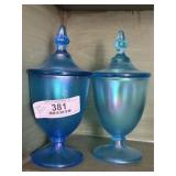 2 Stretch glass candy jars
