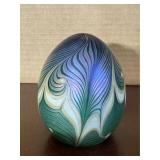 Vandermark / Vandermark Style Art Glass Egg