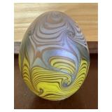 Vandermark / Vandermark Style Art Glass Egg