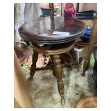 Rotating Claw & Ball Foot Organ Stool