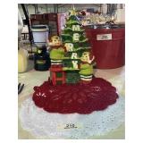 Light Up Tree & Lace Doilies
